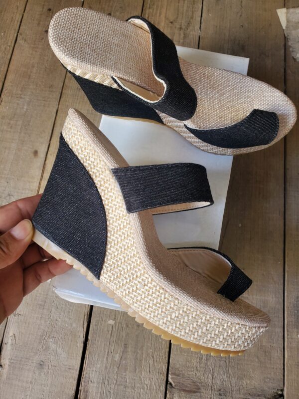 ZJ0180011GG Hemp rope slope heel shoes