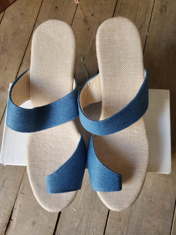 ZJ0180011GG Hemp rope slope heel shoes
