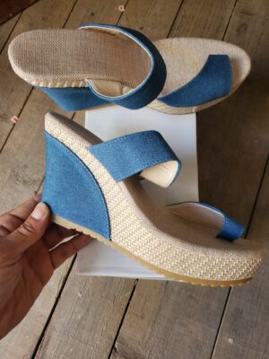 ZJ0180011GG Hemp rope slope heel shoes