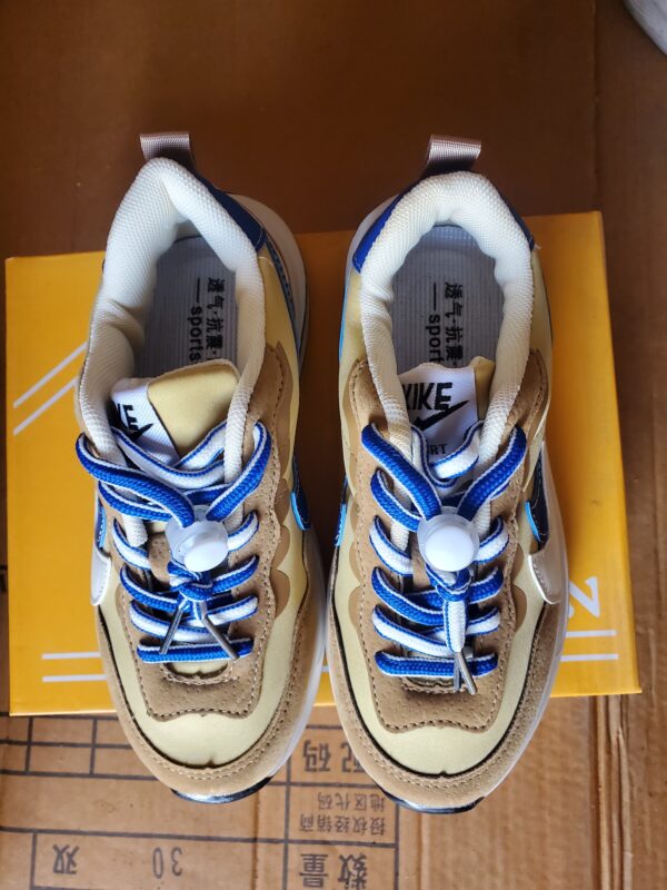 ZJ0180012ET Two tone sports shoes for children