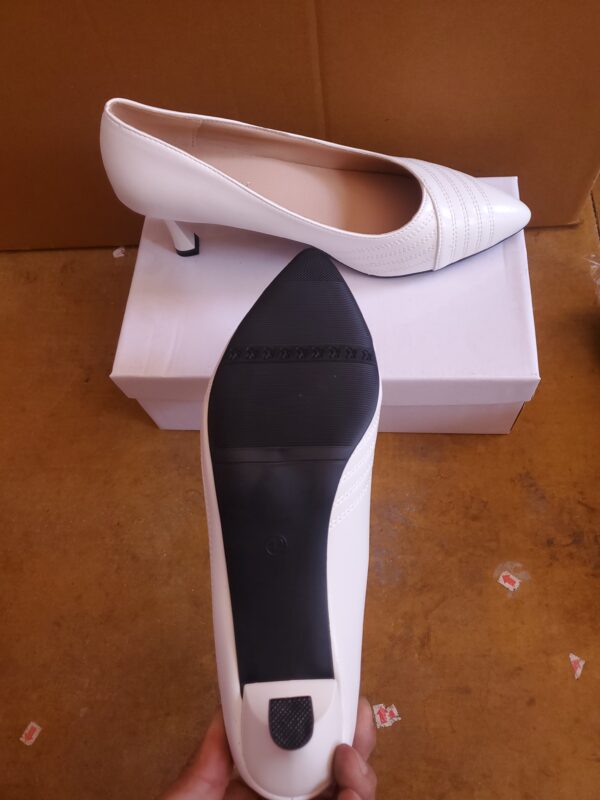 ZJ0180019GG High heels and single shoes