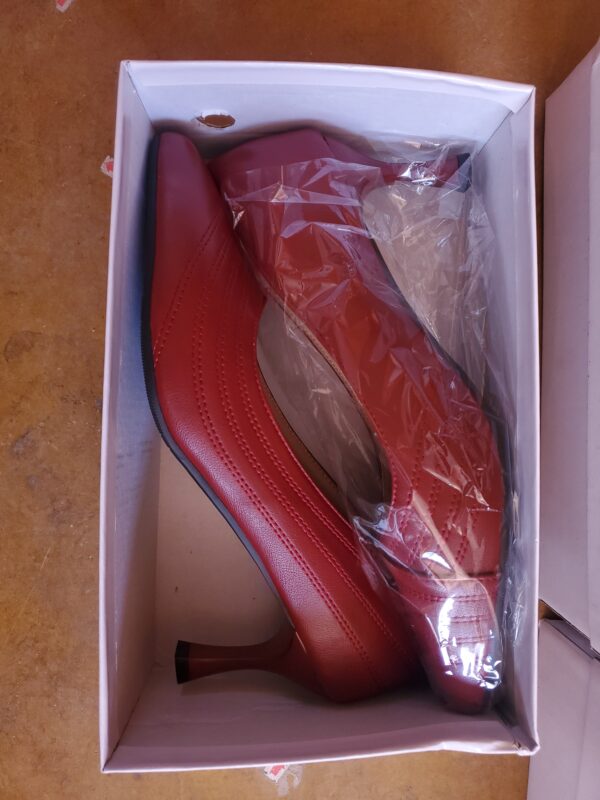 ZJ0180019GG High heels and single shoes