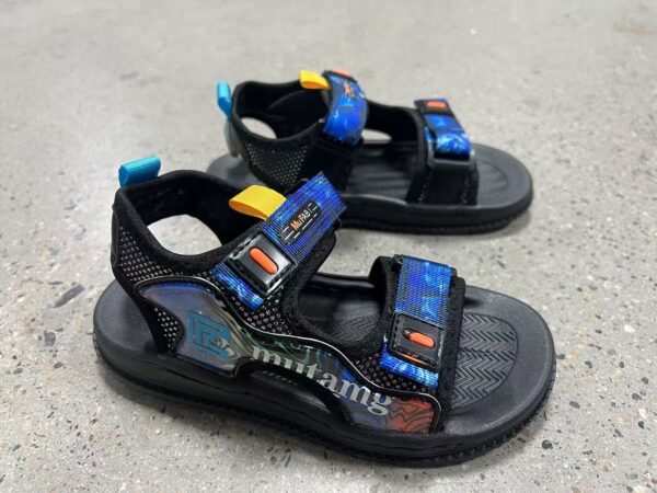 ZJ0160003ET  Kids’ sandals