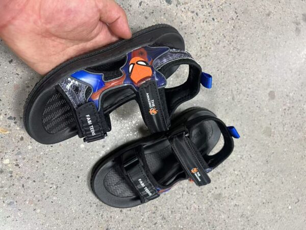 ZJ0160003ET  Kids’ sandals