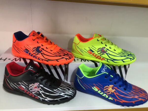 ZG0110001YD Football shoes