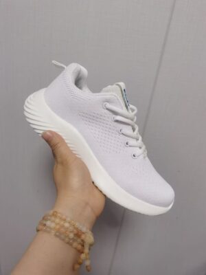 JF0150009YD Women's Flyknit Sports Shoes