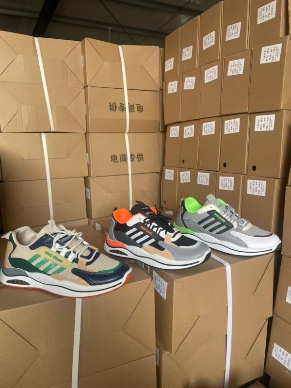 JF0150023YD Men's sports shoes