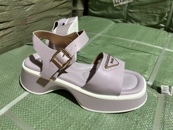 ZJ0160016LX Polyurethane sandals