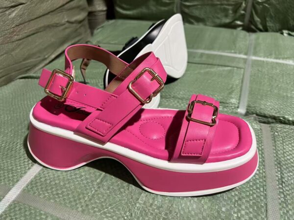 ZJ0160016LX Polyurethane sandals