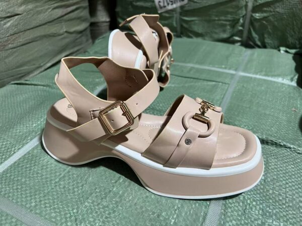 ZJ0160016LX Polyurethane sandals