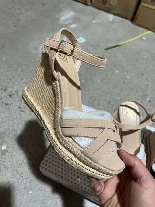 ZJ0160018GG Two tone wedge sandals