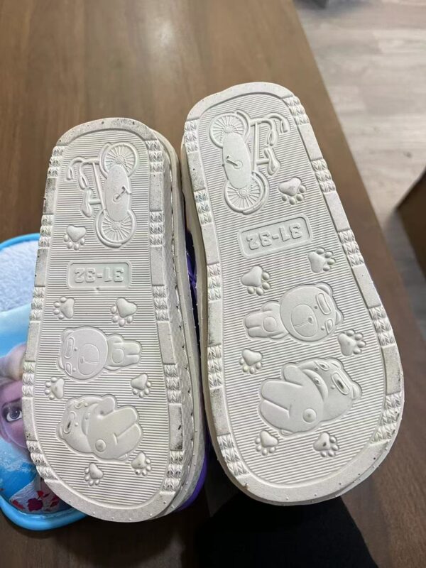 ZJ0160038ET Children's cotton slippers