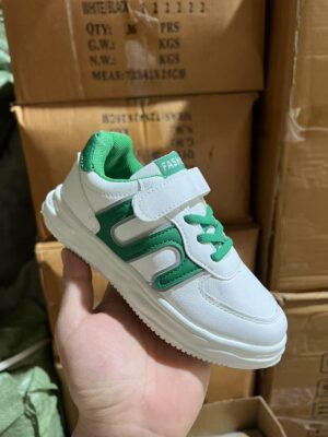 ZJ0160046ET Three color children's shoes