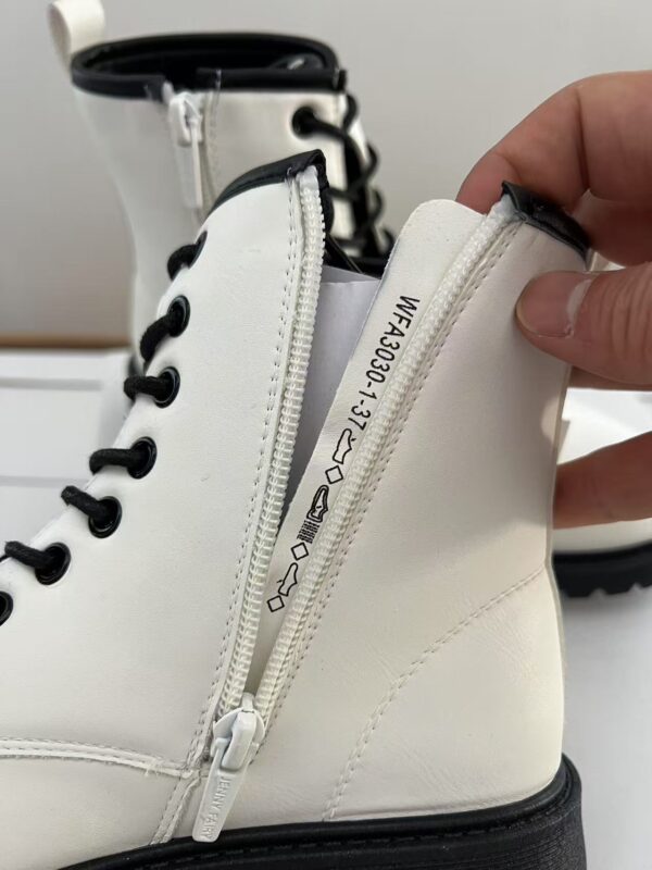 ZJ0160048XZ White women's boots