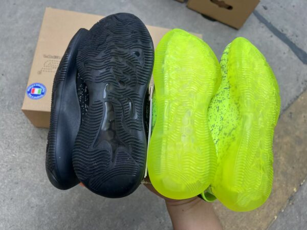 ZJ0160049ET High-quality flying woven children's shoes