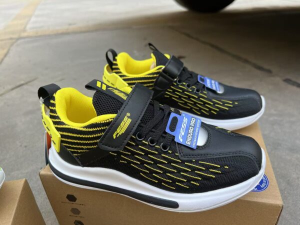 ZJ0160049ET High-quality flying woven children's shoes